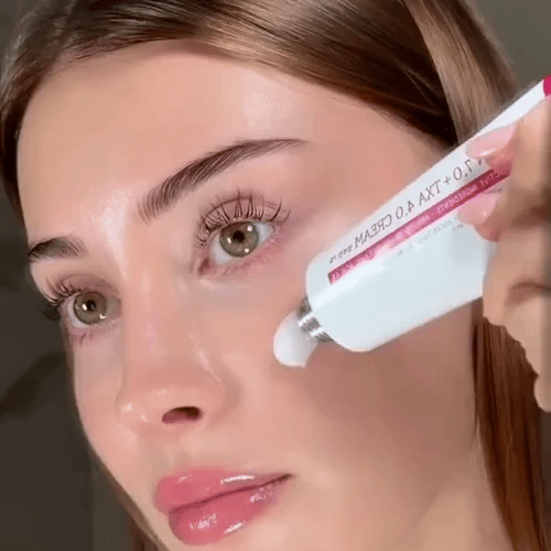 1+1 GRATIS HEUTE  EvenGlow™ - Aufhellende Arbutin-Creme