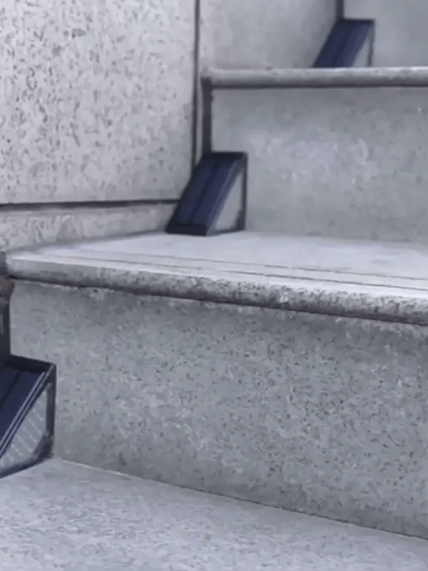 2 + 2 GRATIS HEUTE  GlowStair™ 