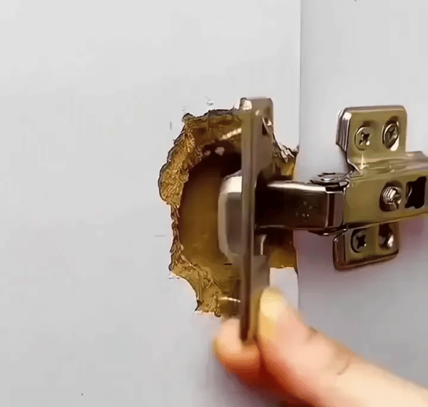 5 + 5 GRATIS HEUTE  HingePlate™ - Schrank-Fix