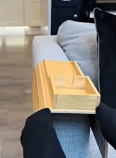 50% RABATT NUR HEUTE  LoungeTray™ - Holz Sofa-Tablett