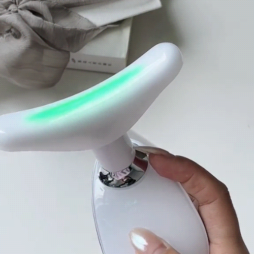 50% RABATT NUR HEUTE  GlowFirm™  EMS-Gesichtsmassagegerät